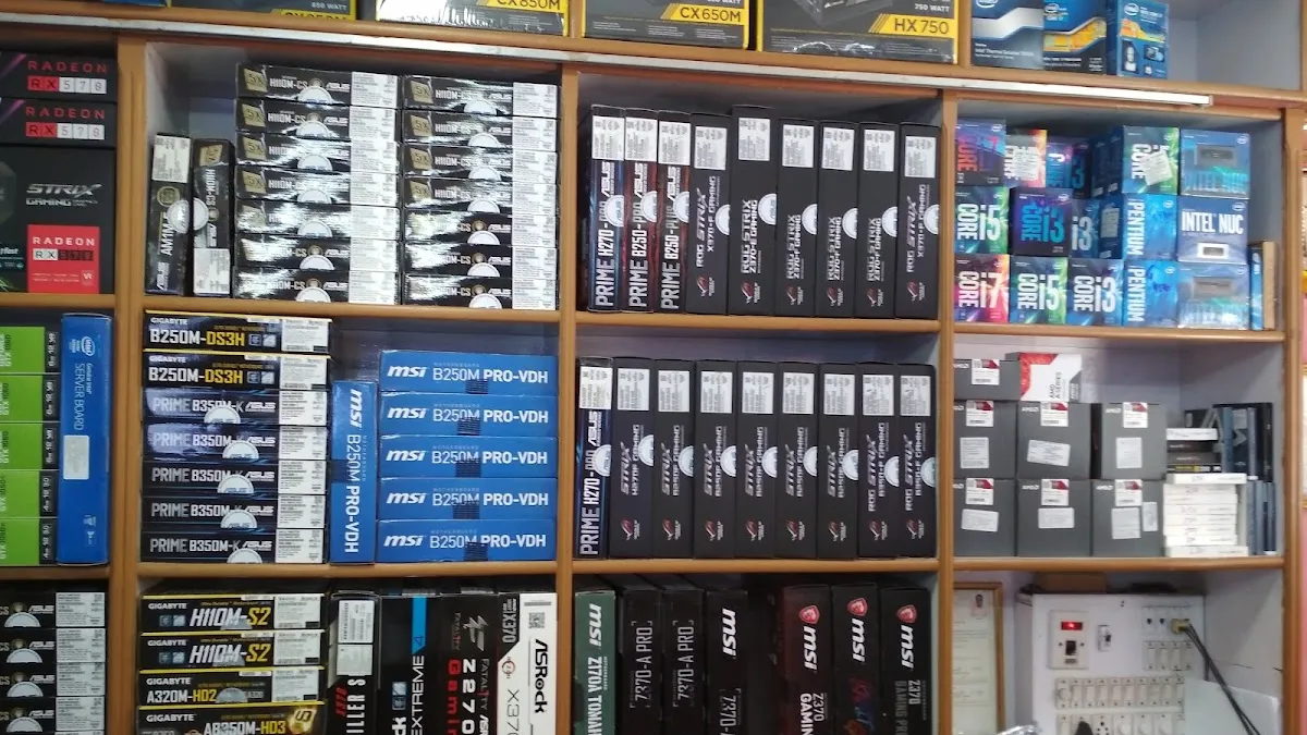 Computer Market shops on SP Road, Bangalore