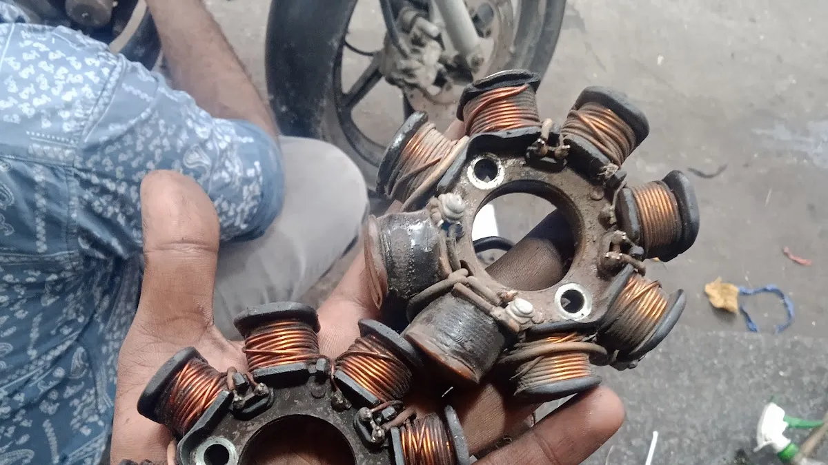 Mechanic shops on SP Road, Bangalore