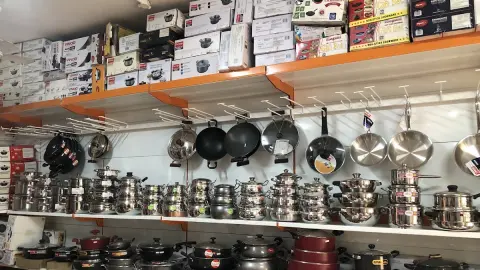 Metalware dealer shops on SP Road, Bangalore