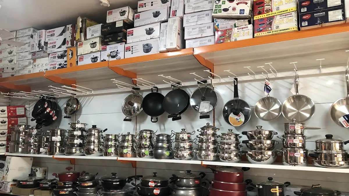 Metalware dealer shops on SP Road, Bangalore