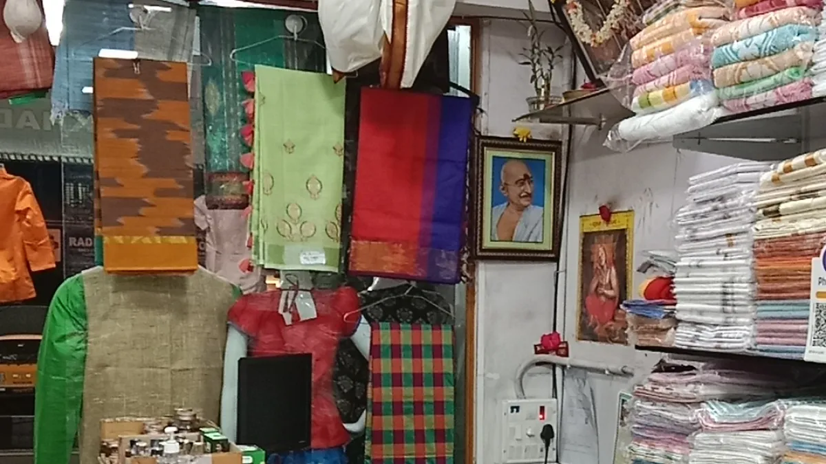 AKR Express Parcel Service — Courier service on SP Road, Bangalore