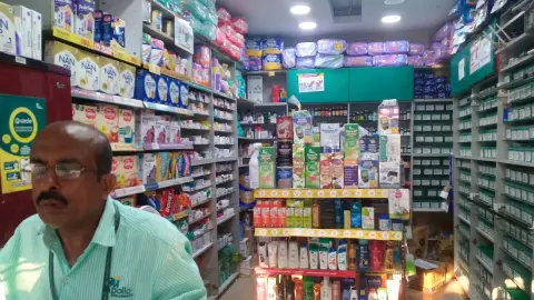 Apollo Pharmacy — Pharmacy on SP Road, Bangalore