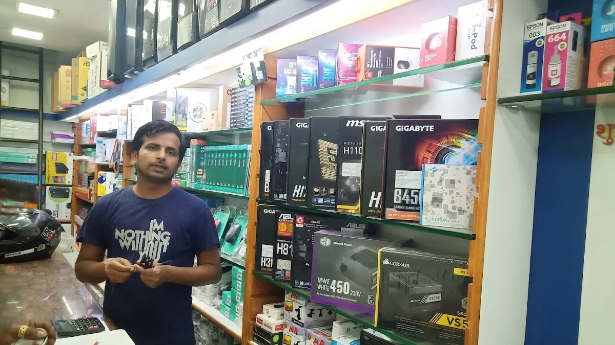 Bangalore Computer Inc — Computer Market on SP Road, Bangalore