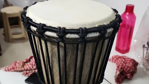 Bangalore musicals — Musical instrument store on SP Road, Bangalore