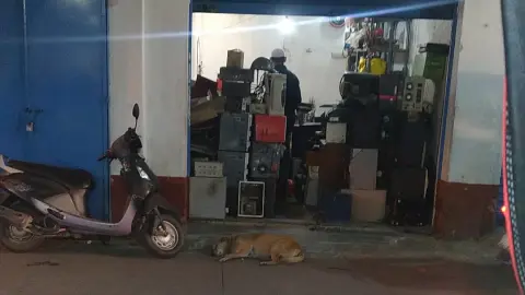 Battery shop ups — Power & Inverters on SP Road, Bangalore
