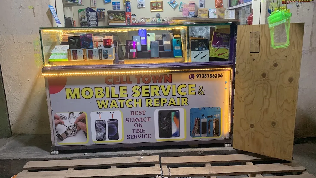 Cell world Mobile service and accessories in SP road — Mobile Parts on SP Road, Bangalore
