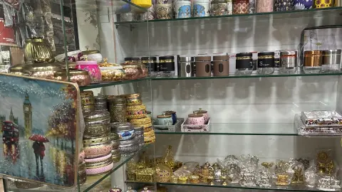 Heeraji gift world — Gift shop on SP Road, Bangalore