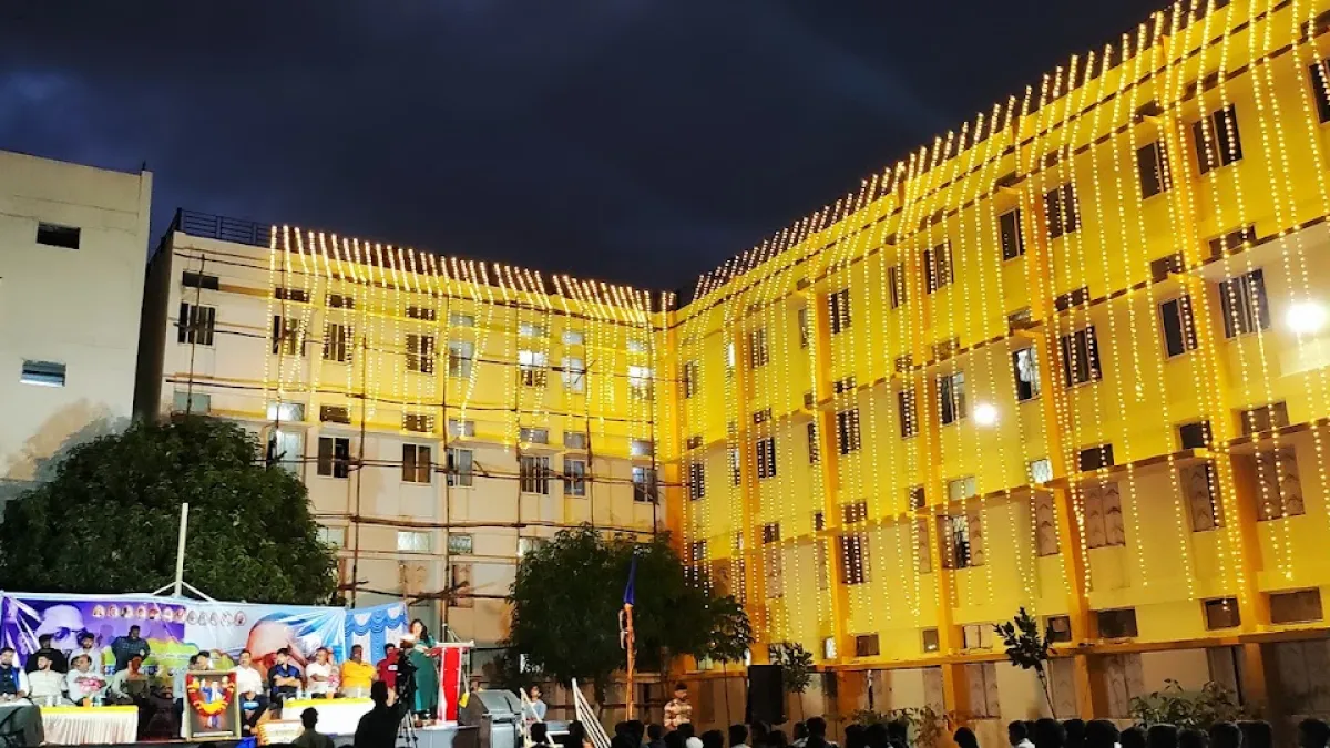 MANJUNATH REAL ESTATE — Real estate agency on SP Road, Bangalore