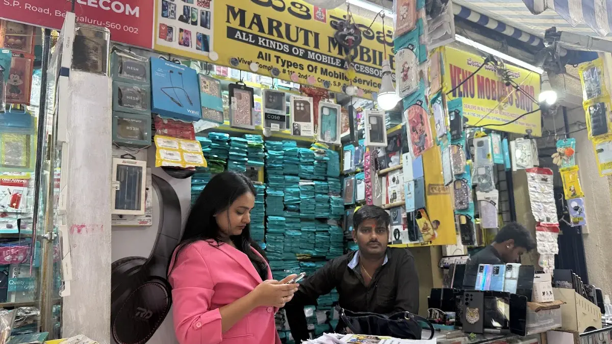 Maruthi Mobiles — Mobile Parts on SP Road, Bangalore