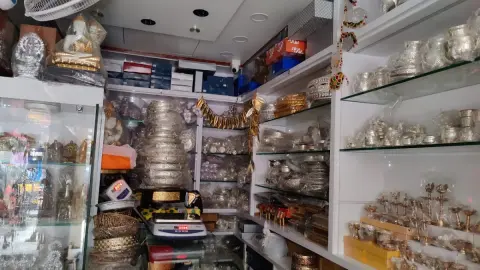 Mayur white metals — Gift shop on SP Road, Bangalore