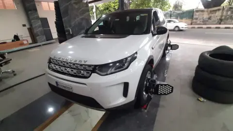 MENDA AUTOMOBILES TYRE DEALERS — Tire shop on SP Road, Bangalore
