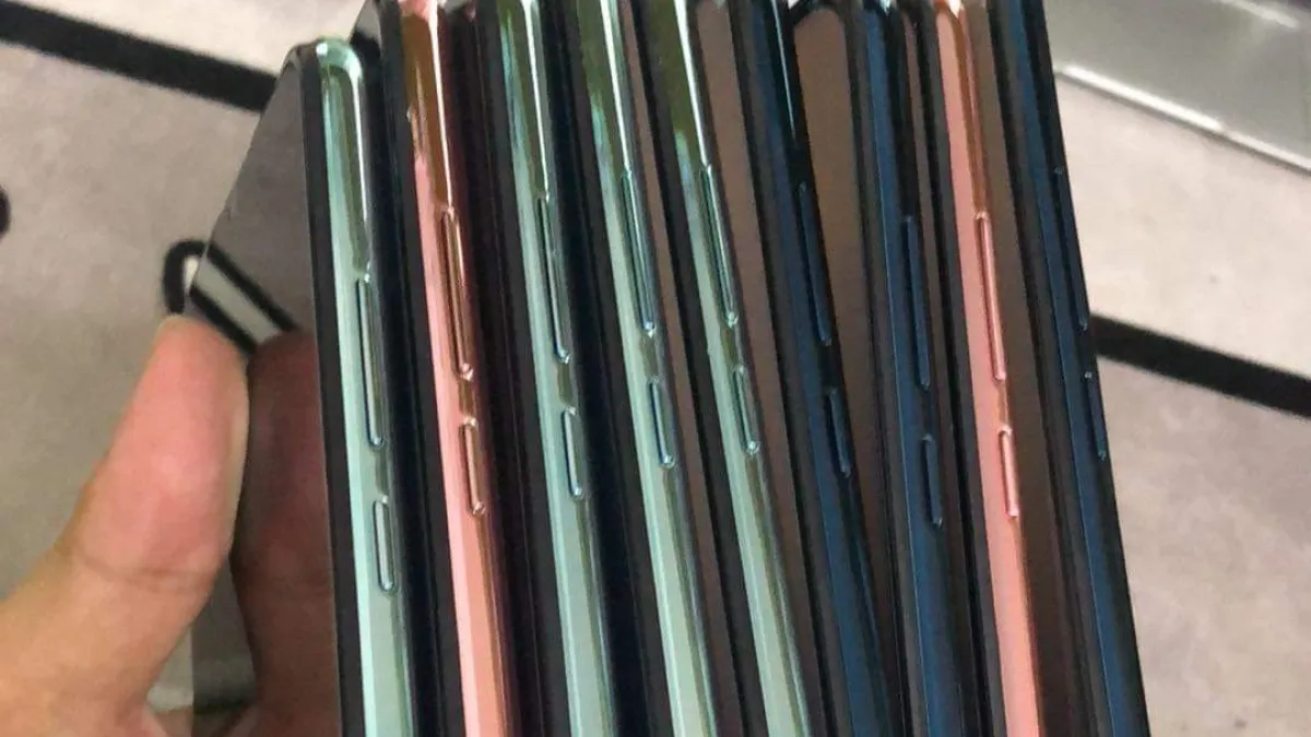 Mobile Solutions — Mobile Parts on SP Road, Bangalore