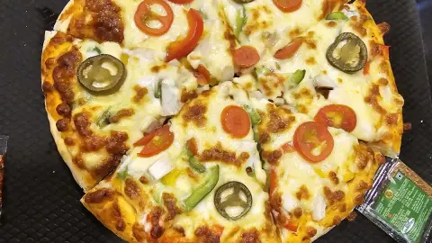 MOMO'S CABIN — Fast food restaurant on SP Road, Bangalore