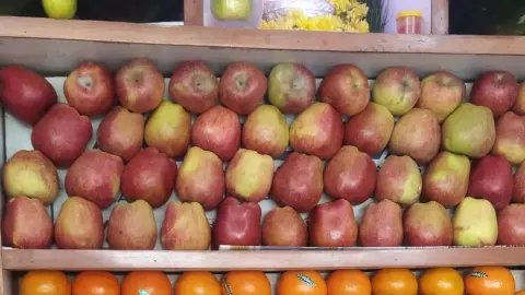 Om Ganesh Fruit Juice Center — Juice shop on SP Road, Bangalore