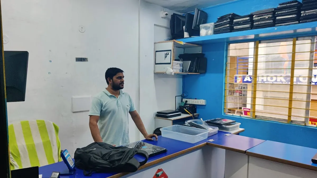 Prime Computer — Computer Market on SP Road, Bangalore