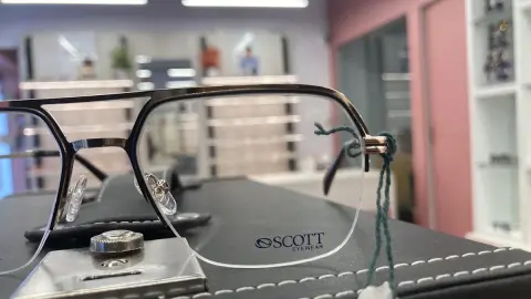 Raj optical house (since 2004) — Optical Wholesaler on SP Road, Bangalore