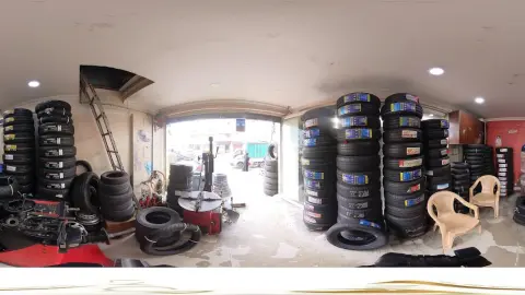 Rajesh Tyres — Tire shop on SP Road, Bangalore