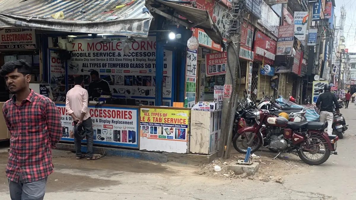 Royal Mobile Service — Mobile Parts on SP Road, Bangalore