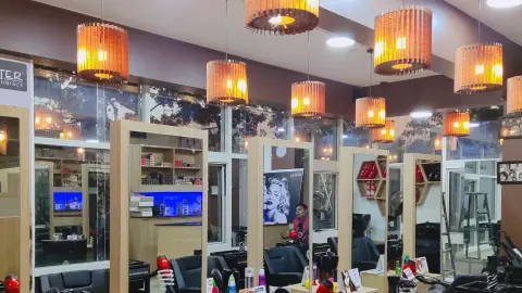 Salon Perimeter Chamrajpet — Beauty Parlour on SP Road, Bangalore
