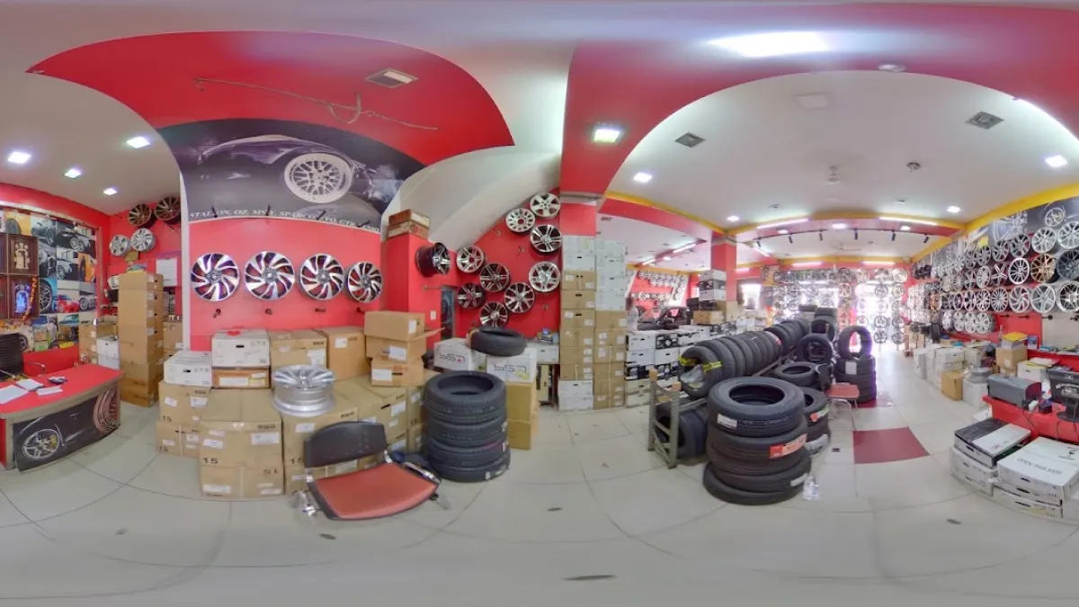 Shiv Shakthi Tyres & Alloys — Tire shop on SP Road, Bangalore