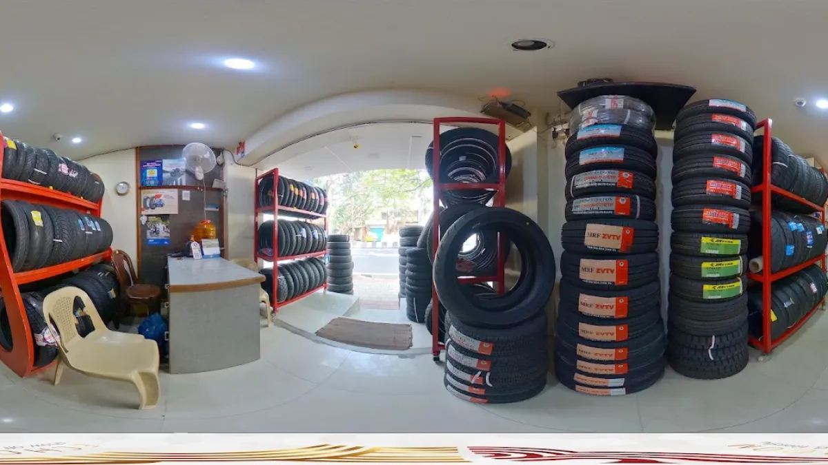 SHREE MAHAVISHNU TYRES -WHOLESALE TYRE SHOP IN V V PURAM R V ROAD BANGALORE — Tire shop on SP Road, Bangalore
