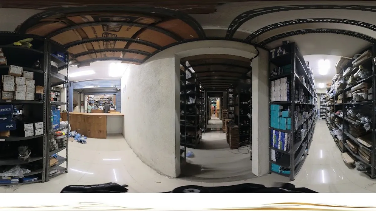 Shri Gayathri Automobiles HO (wholesale) — Auto parts store on SP Road, Bangalore