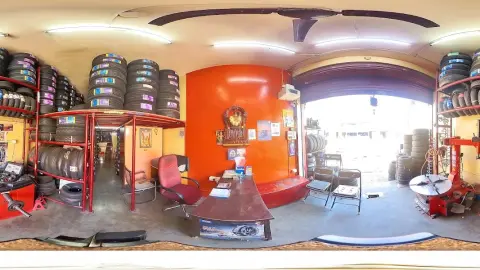 Sri Kanchi Kamakshi Tyres — Tire shop on SP Road, Bangalore