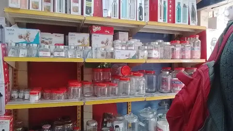 United Glass & Crockeries — Glassware wholesaler on SP Road, Bangalore